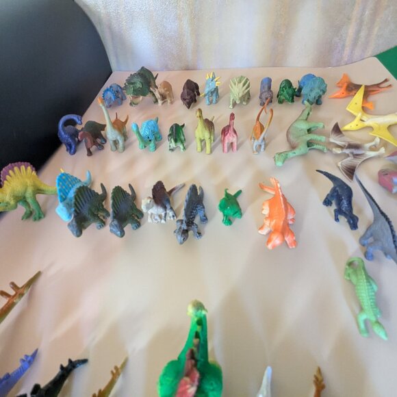 70+ Bundle of Rubber & Plastic Toy Dinosaurs - Picture 9 of 16